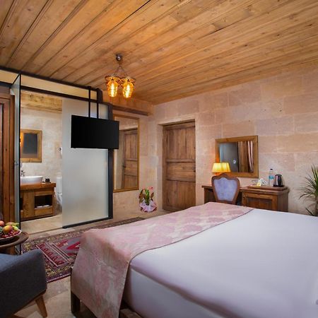 Cappadocia Pyramid Stone House Hotel Uchisar Exterior photo