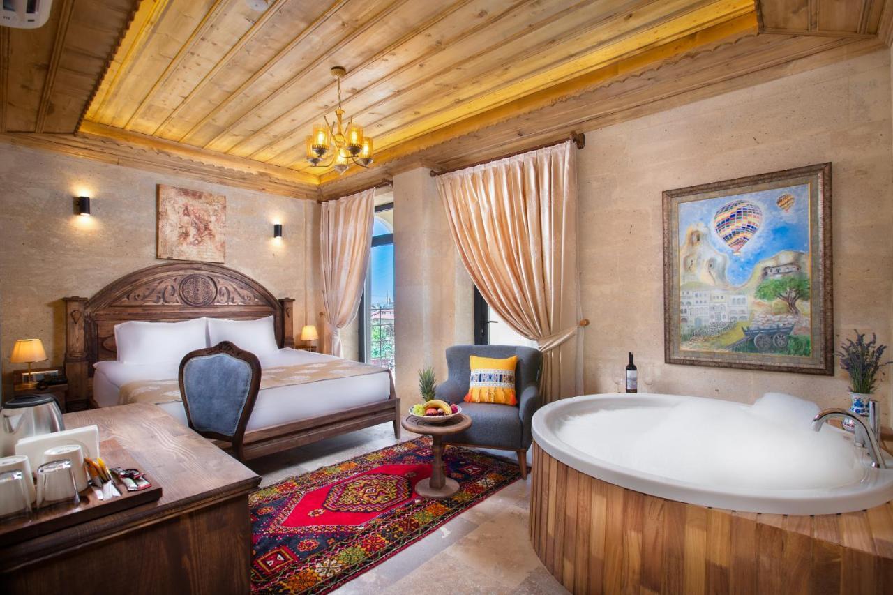 Cappadocia Pyramid Stone House Hotel Uchisar Exterior photo