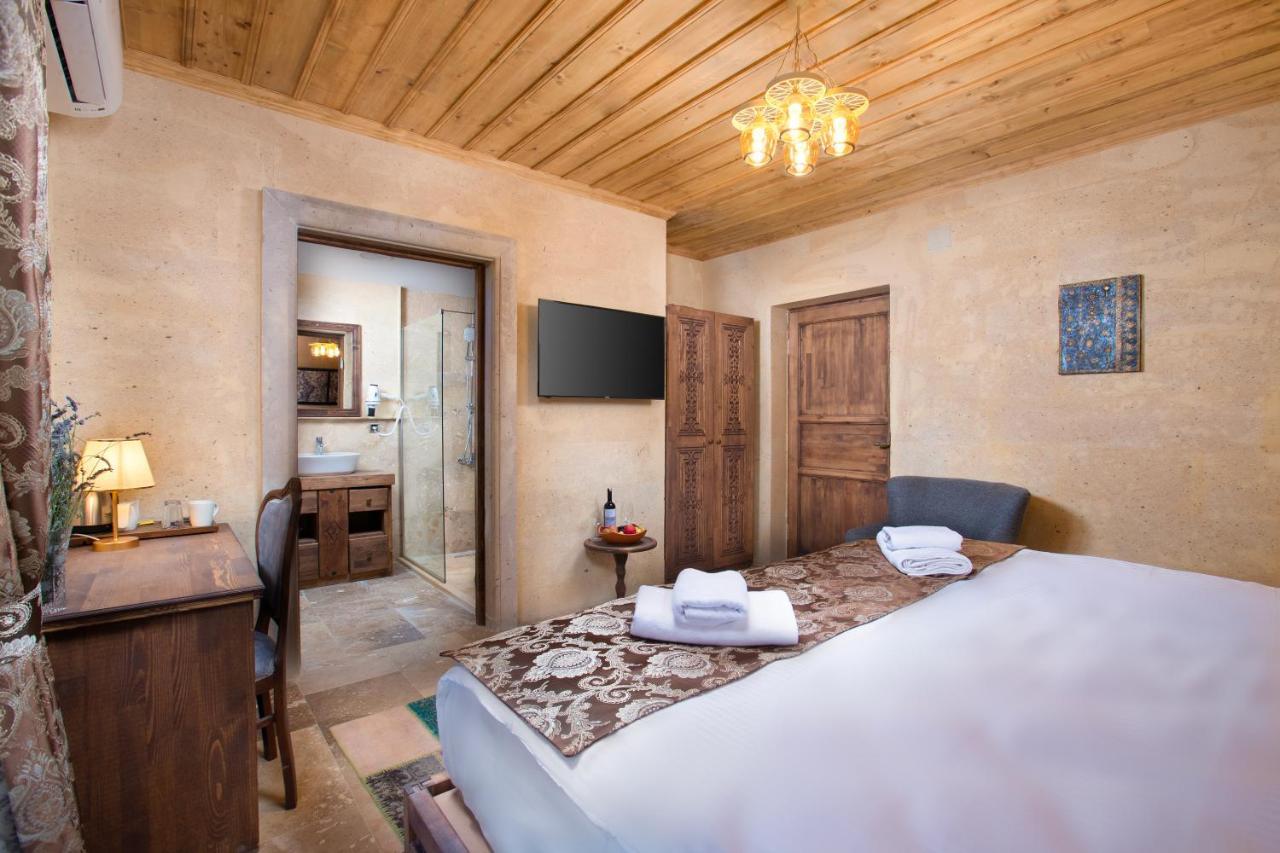 Cappadocia Pyramid Stone House Hotel Uchisar Exterior photo