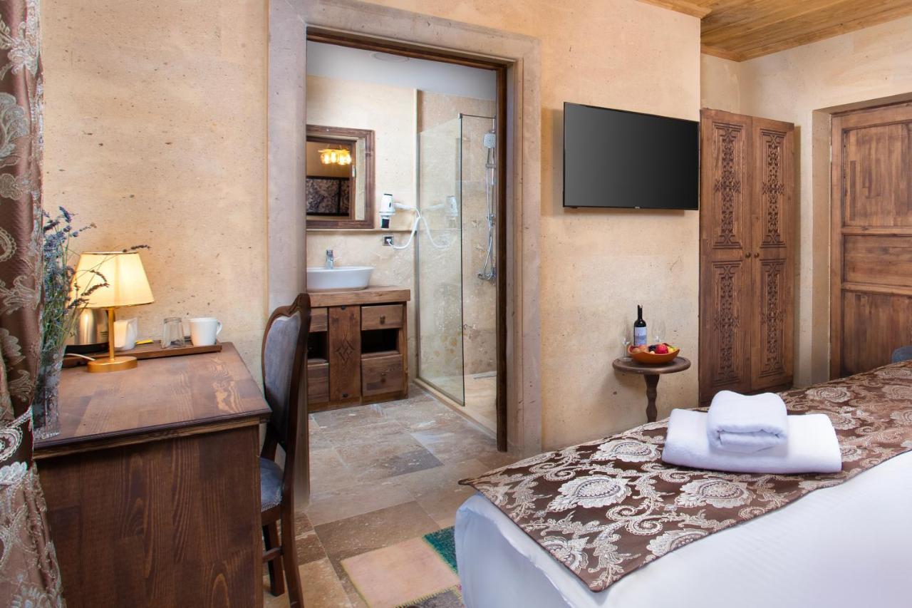 Cappadocia Pyramid Stone House Hotel Uchisar Exterior photo