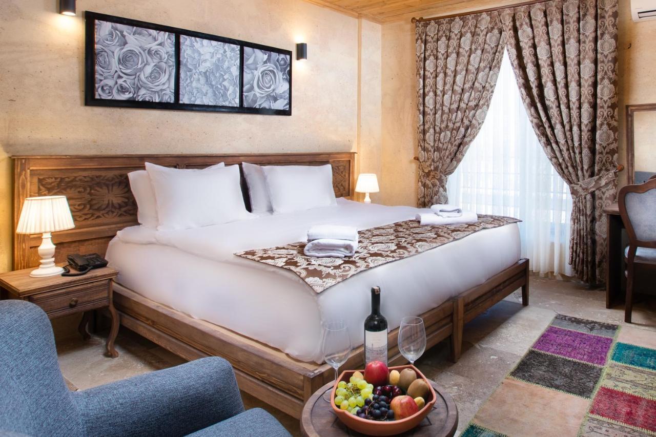 Cappadocia Pyramid Stone House Hotel Uchisar Exterior photo