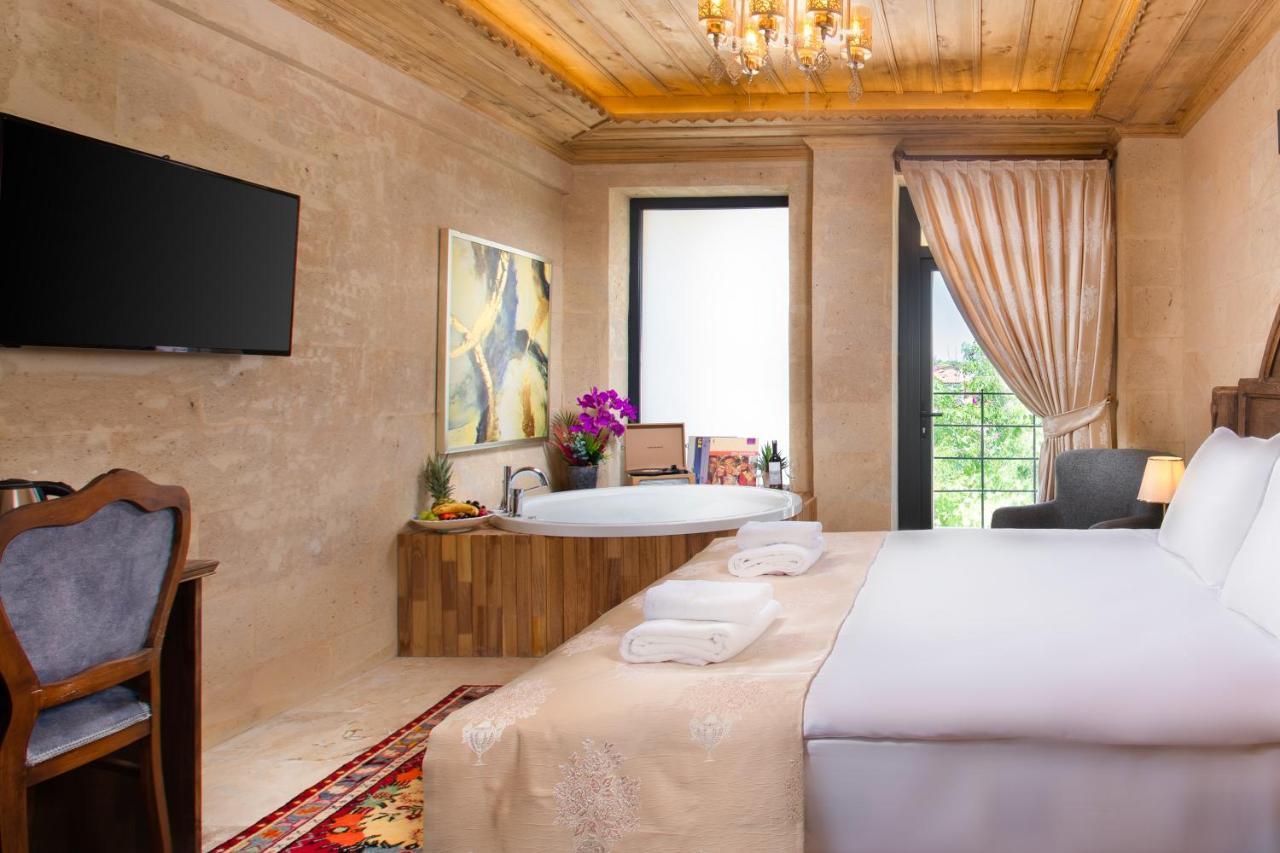 Cappadocia Pyramid Stone House Hotel Uchisar Exterior photo