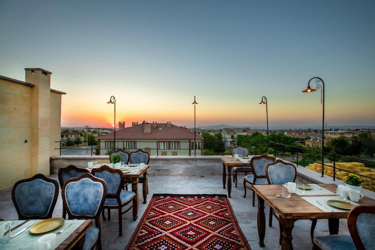 Cappadocia Pyramid Stone House Hotel Uchisar Exterior photo