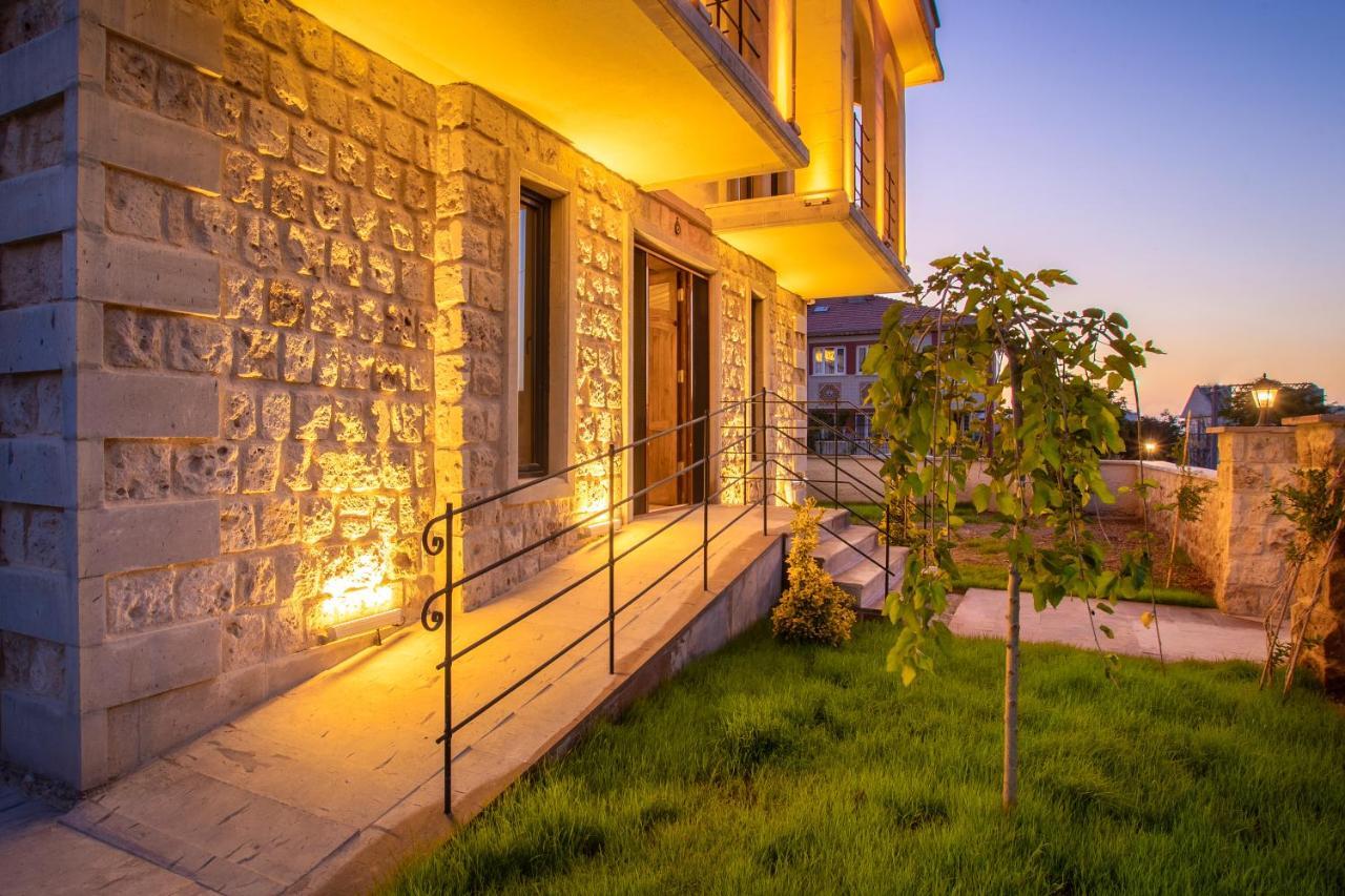 Cappadocia Pyramid Stone House Hotel Uchisar Exterior photo