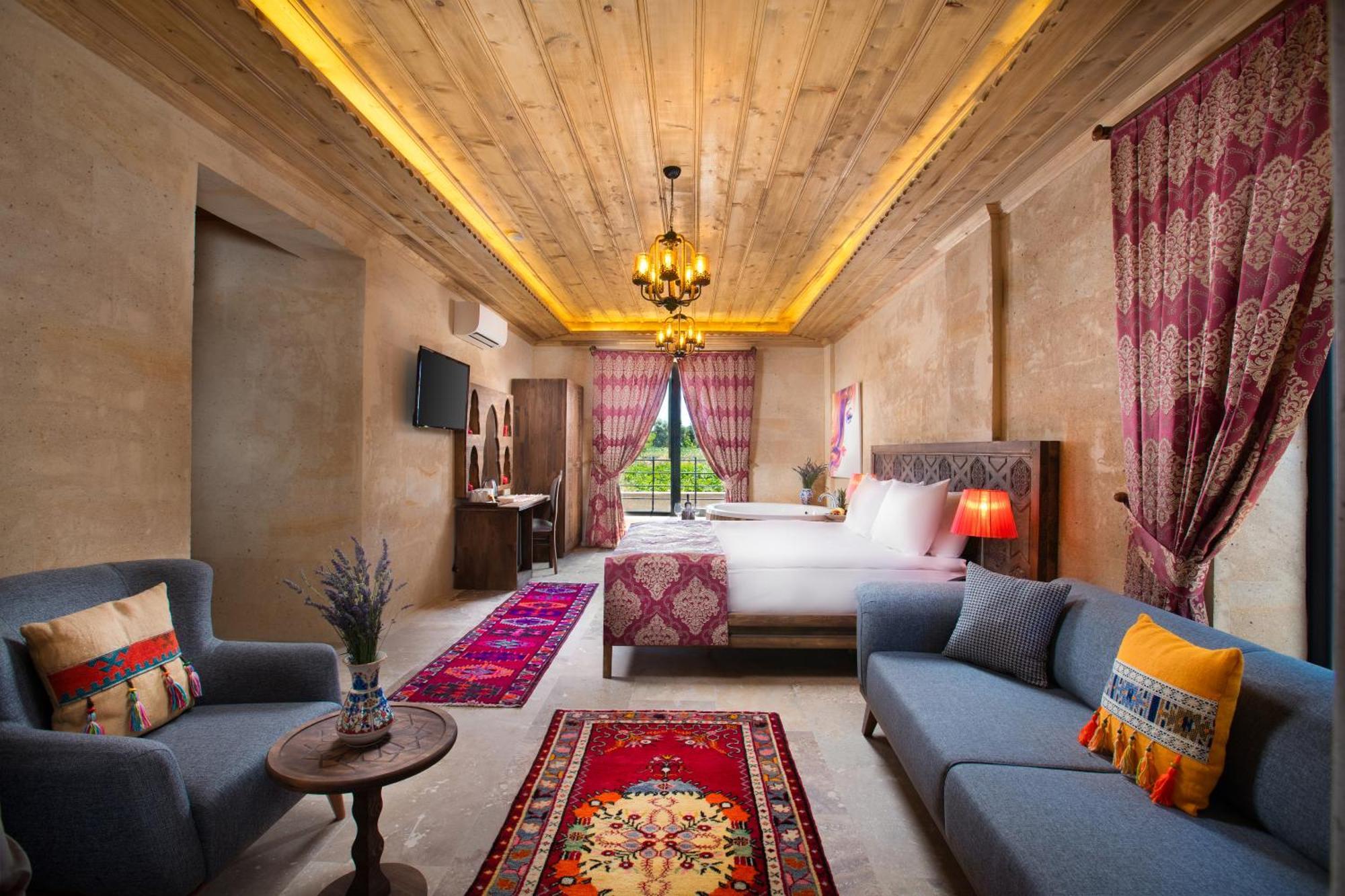 Cappadocia Pyramid Stone House Hotel Uchisar Exterior photo